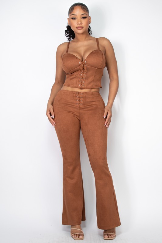 PADDED VELOUR CROP TOP